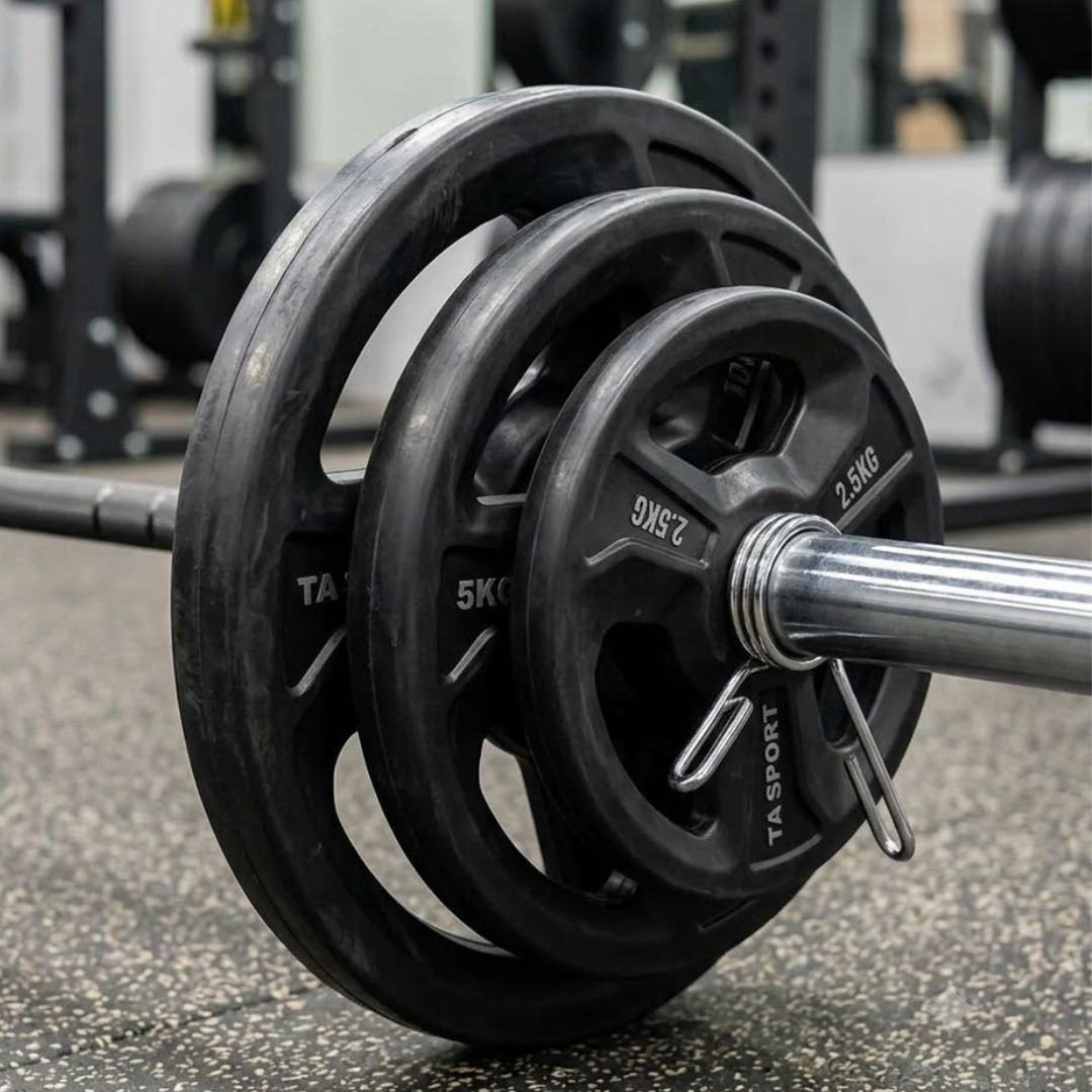 Ta Sport Olympic Rubber Coated Weight Plates (2.5kg, 5kg & 10kg) with Level Fitness 4 Ft Olympic Curl Barbell Combo