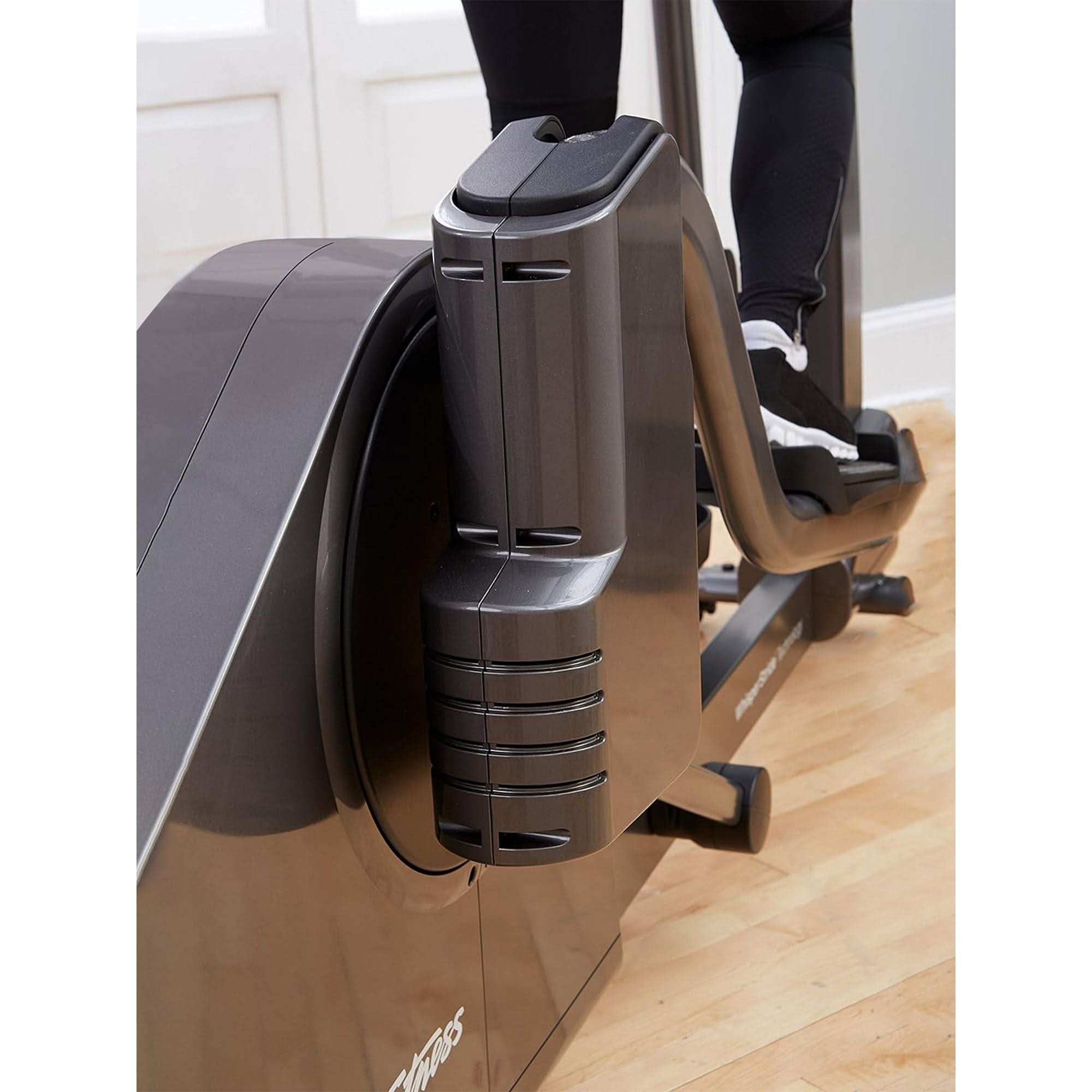 Life Fitness E5 Elliptical Cross Trainer
