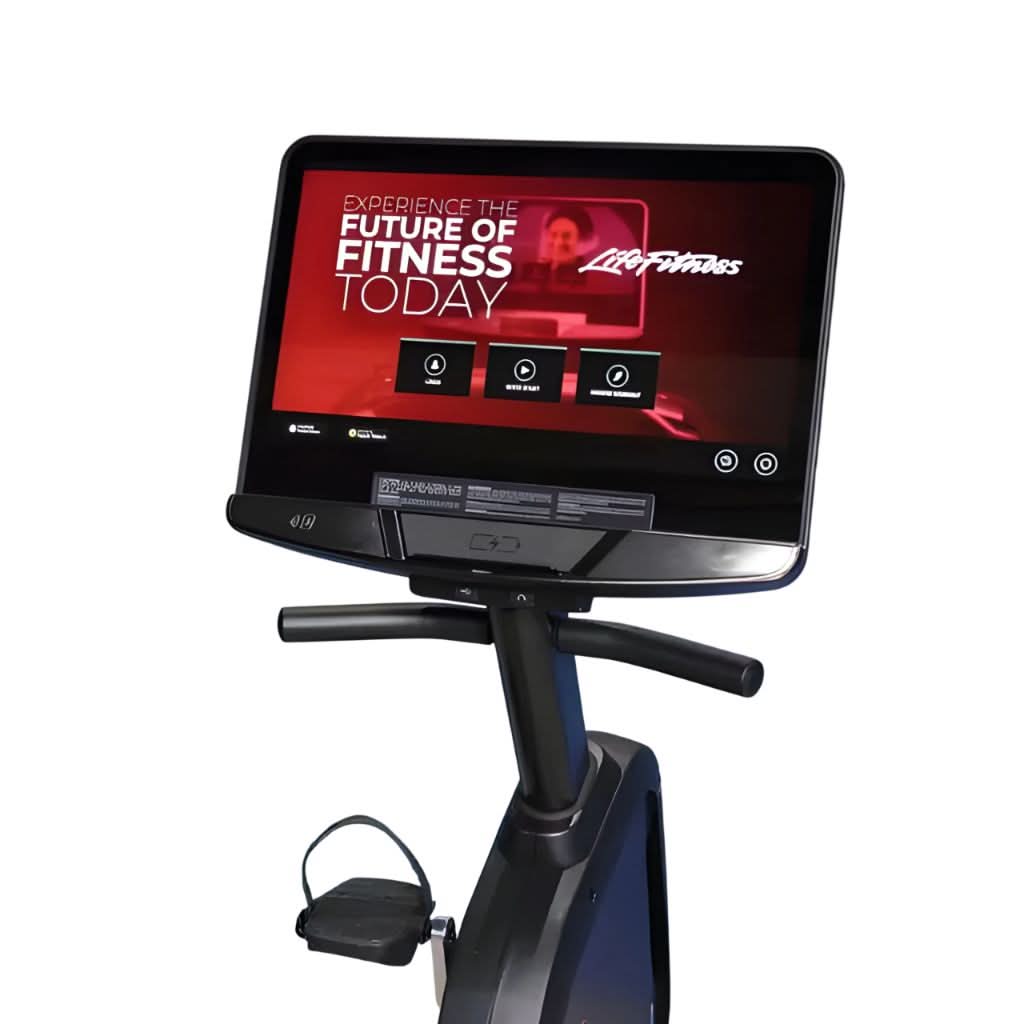 Life Fitness Integrity + Recumbent Bike with Discover SE4 Console