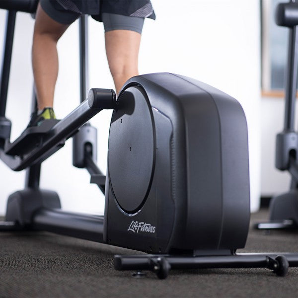 Life Fitness Aspire Cross-Trainer (Elliptical Trainer)