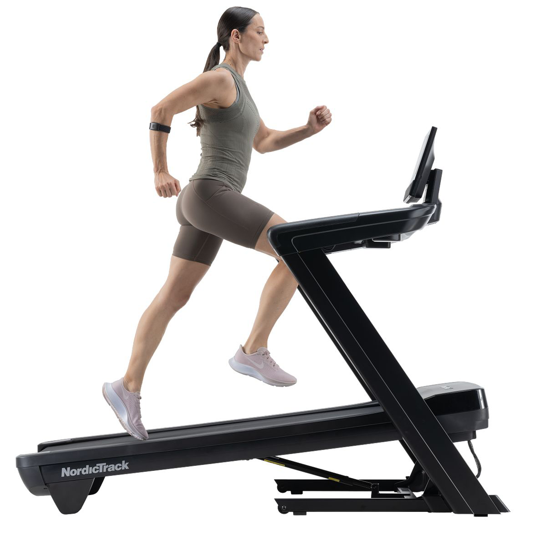 NordicTrack 1250 Treadmill (2025) - 10" Touchscreen, 12% Incline, 3.6 CHP Motor, Bluetooth