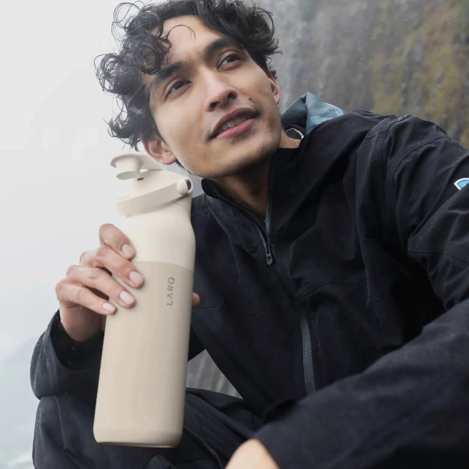 Larq Bottle Purevis 2, UV Water Purifier with Self-Cleaning + App Hydration Tracking, Insulated Stainless Steel Water Bottle