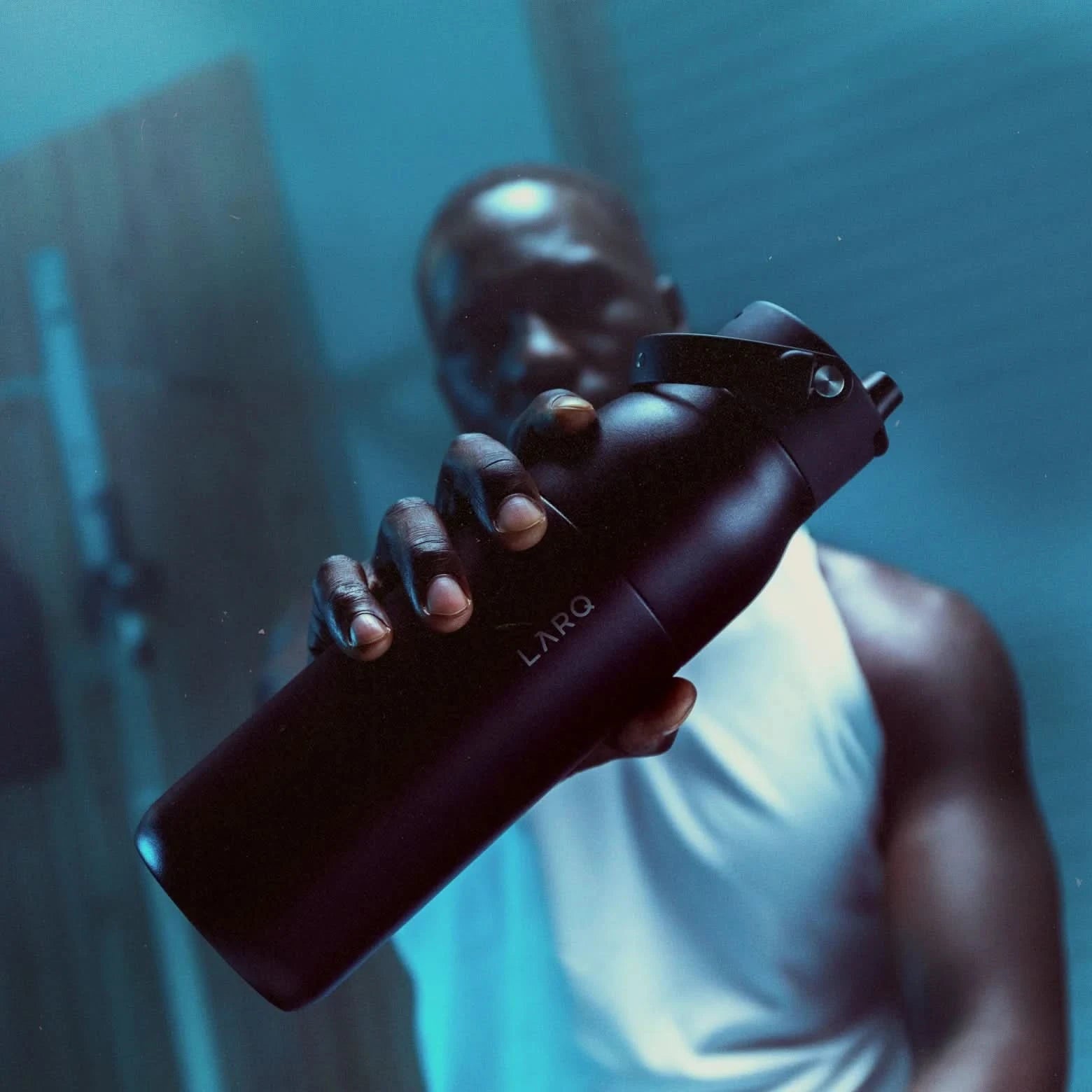 Larq Bottle Purevis 2, UV Water Purifier with Self-Cleaning + App Hydration Tracking, Insulated Stainless Steel Water Bottle