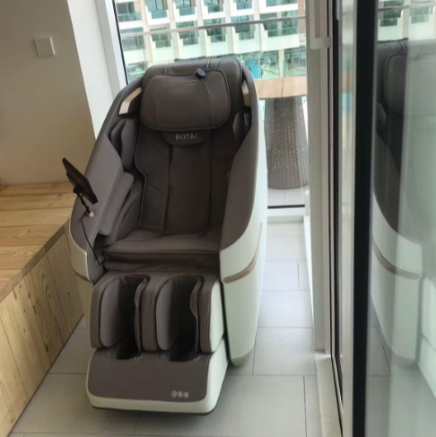 Rotai A36 Max Massage Chair (10 Years Warranty)