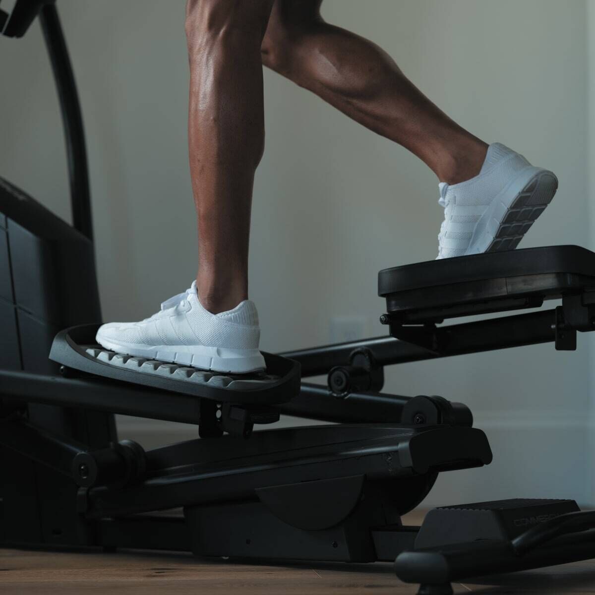 NordicTrack AirGlide 14i Elliptical Cross Trainer Machine