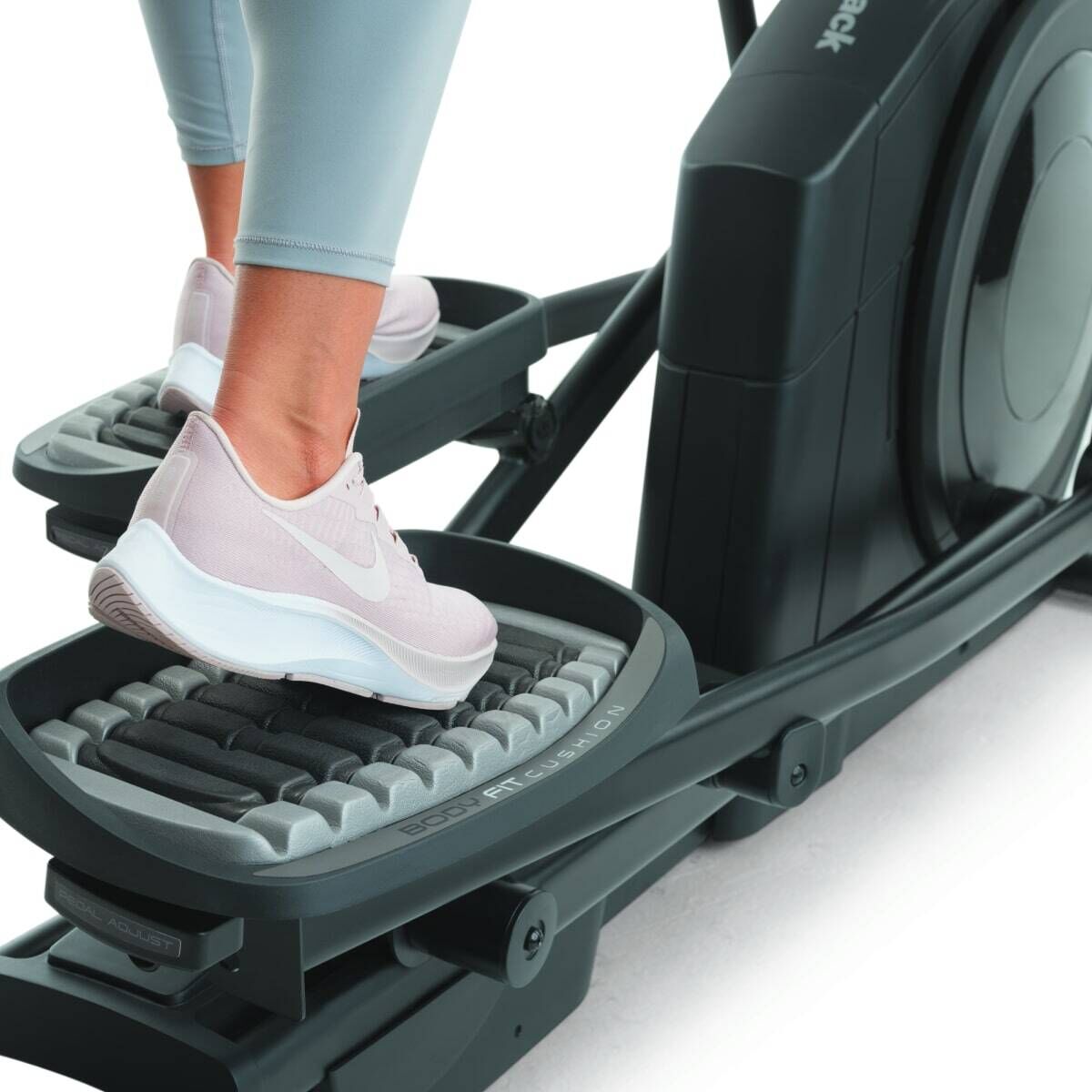 NordicTrack AirGlide 14i Elliptical Cross Trainer Machine