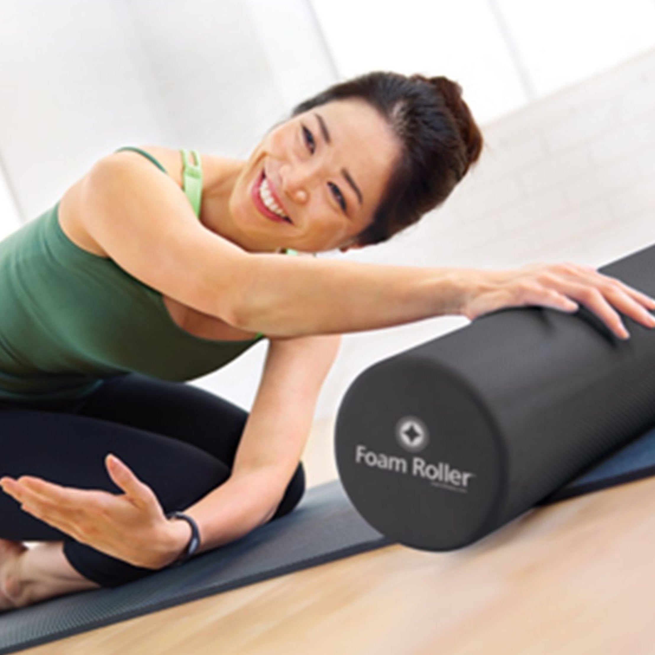 Merrithew Foam Roller™ Deluxe - 18 inch (Black) for Pilates, ST-06093