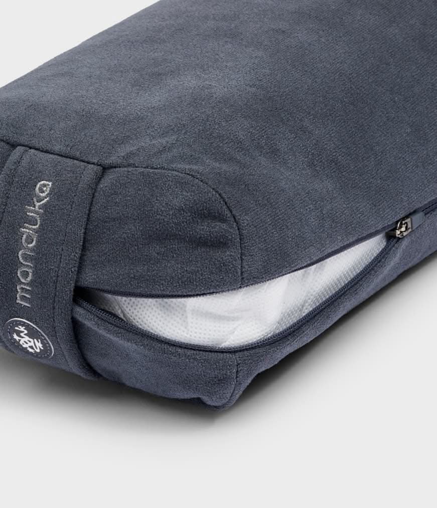 Manduka Enlight™ Lean Bolster