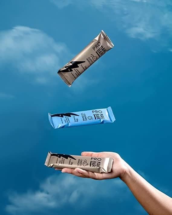 MAK BAR Pro Protein Bar - Vanilla Choco Chip Flavor - 12 count x 55g - 18gr protein snack, 218 Calories - Almonds, Pea Protein & Dates, No added sugar, High Fibre, Vegetarian, Post Workout Meal