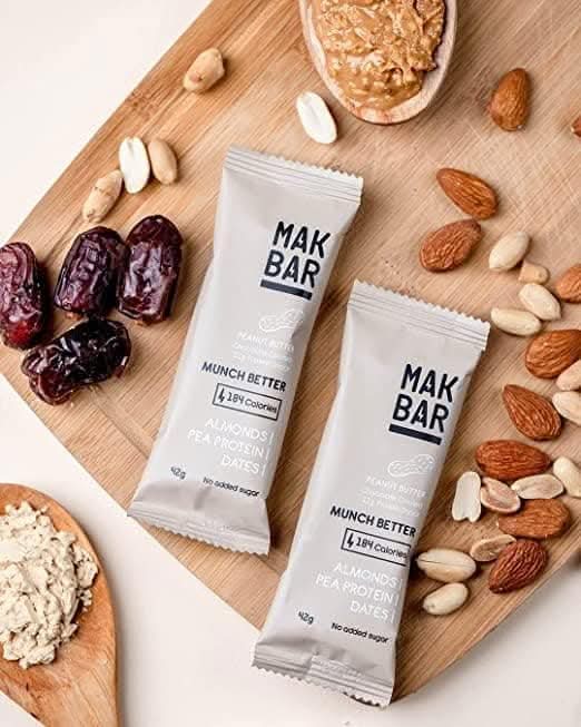 MAK BAR Peanut Butter Protein bar - 10 Count x 42g - 11gr protein snack, 184 calories - Almonds,Pea Protein & Dates,No added sugar ,High Fibre, Vegetarian, Gluten Free,Chocolate Coated