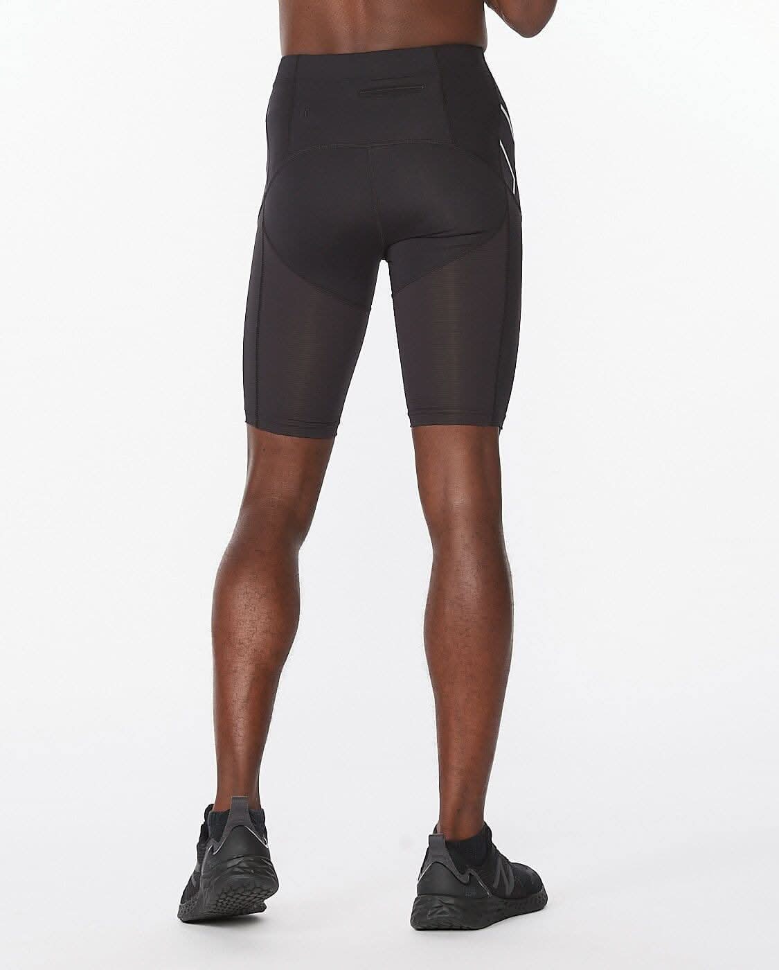 2Xu, Men'S Aero Vent Compression Shorts Medium, Ma6108B, Black/Silver Reflective