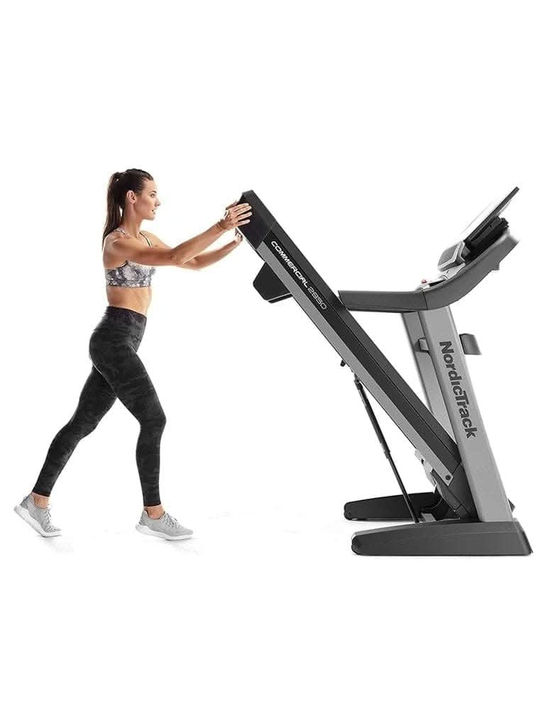 NordicTrack 4.25 CHP Commercial 2950 Treadmill