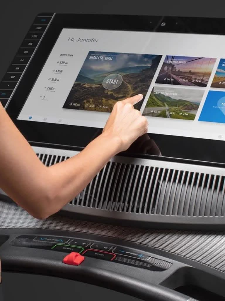 NordicTrack 4.25 CHP Commercial 2950 Treadmill