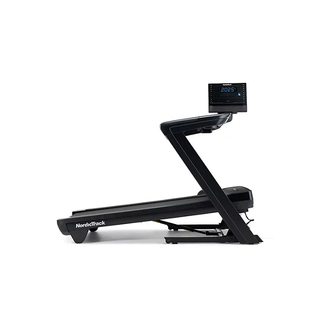NordicTrack Commercial LE Treadmill
