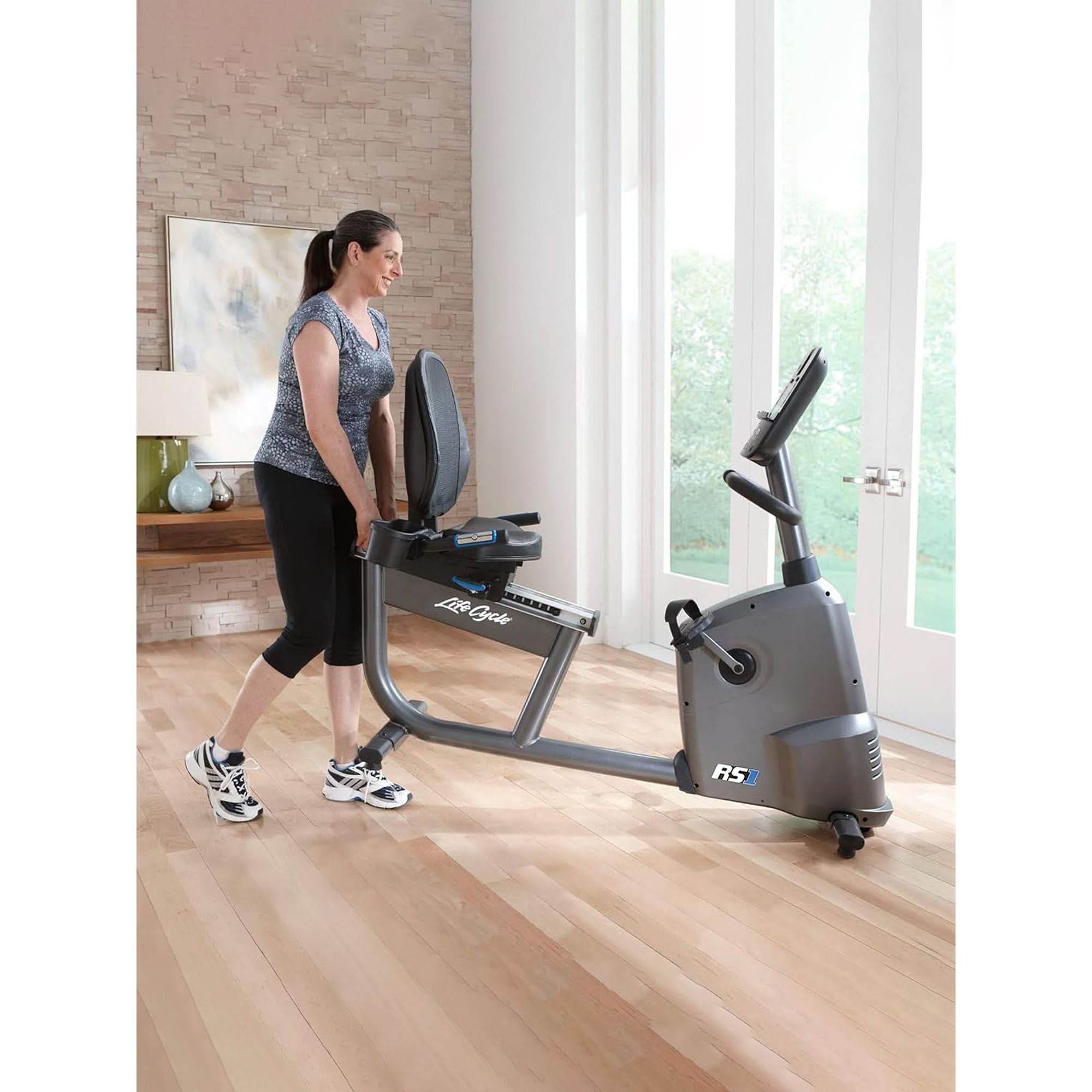 Life Fitness RS1 Recumbent Bike