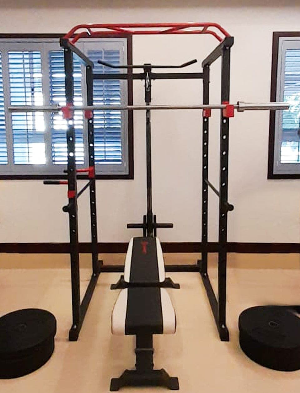 1441 Fitness Heavy Duty Squat Rack & Power Cage with Pull Up Bar and Lat Attachment J008 - Grey Color Frame - Athletix.ae