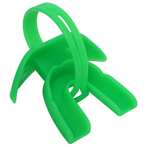 Fox 40, Shokguard Pro Lip Mouthguard Free Size 5916-0600, Green - Athletix.ae