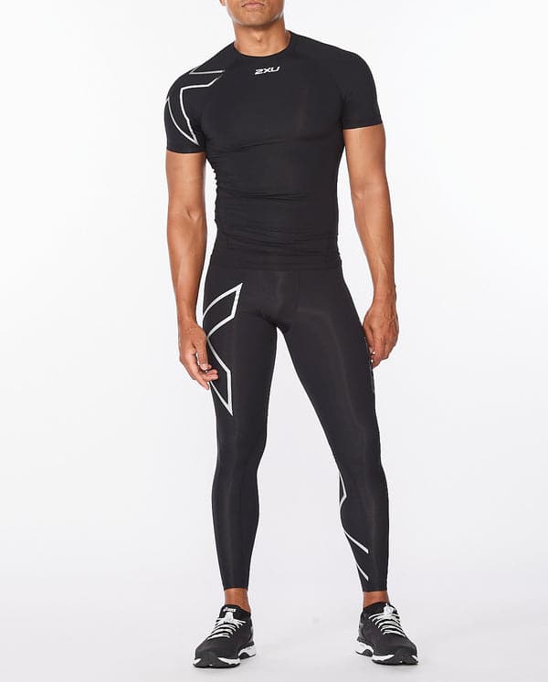 2Xu, Core Compression Short Sleeve Small, Ma6399A, Black/Silver - Athletix.ae