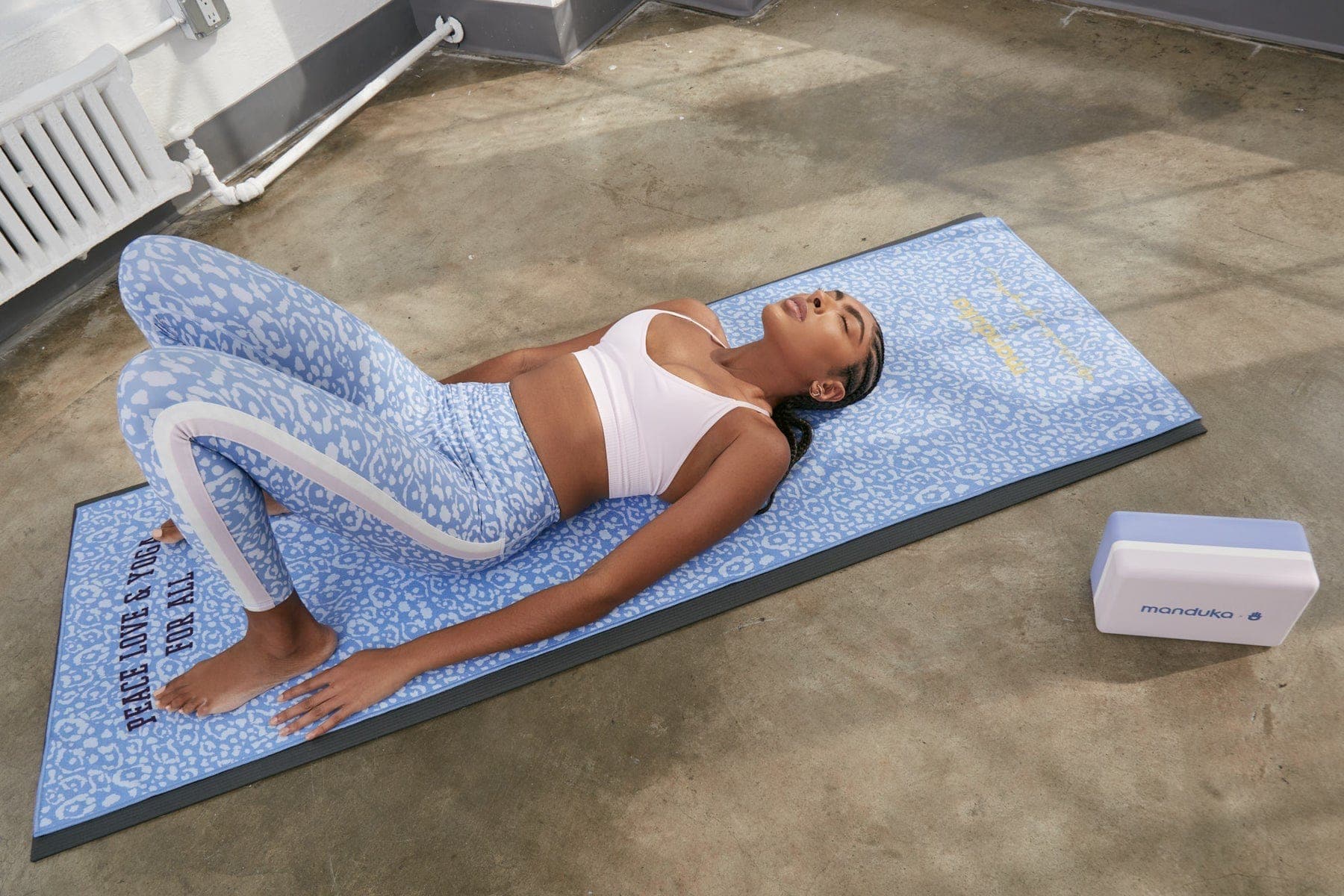 Manduka Yogitoes® Skidless Yoga Mat Towel