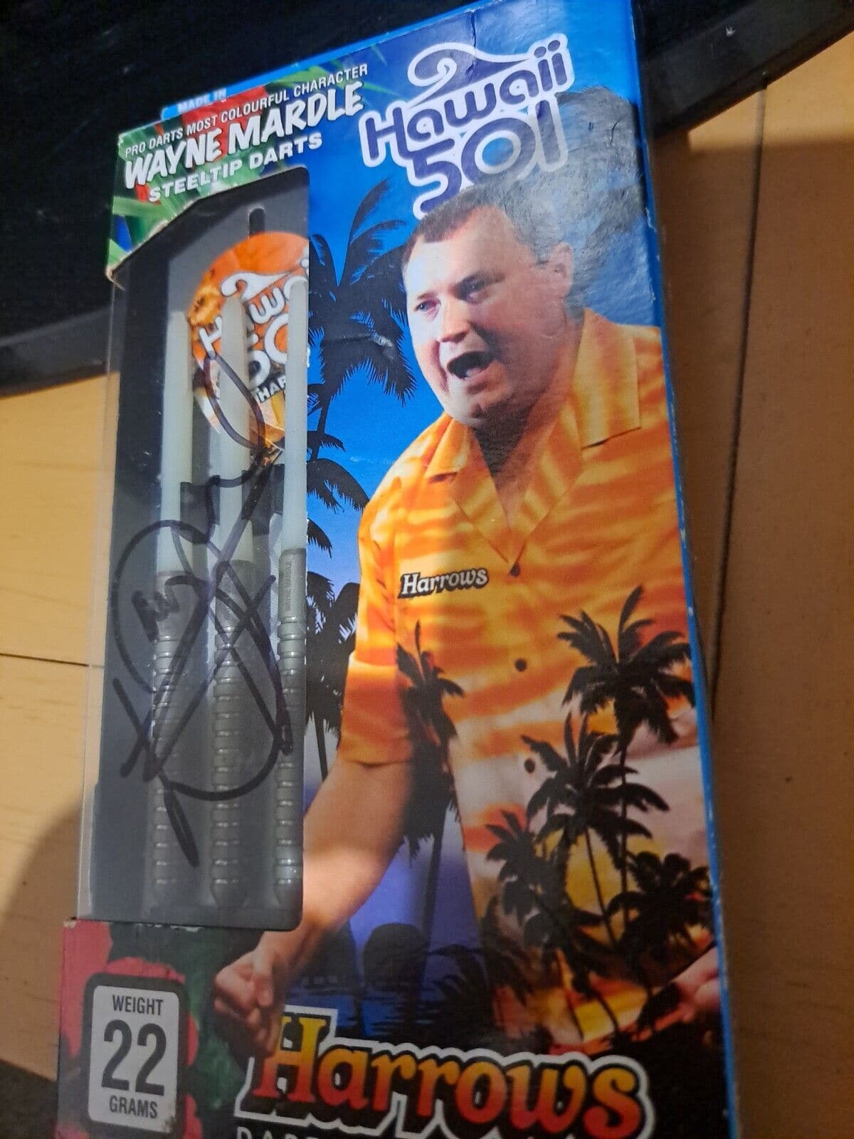 Harrows, Rare Signed Wayne Mardle Hawaii 501 Darts 22G - Athletix.ae