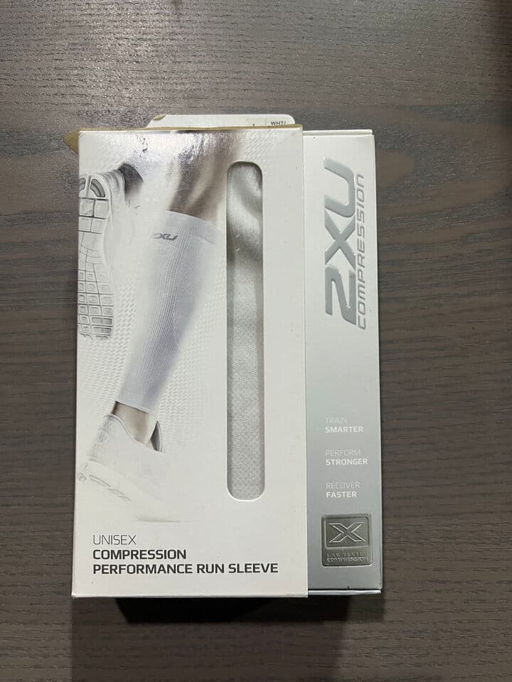 2Xu, Compression Performance Run Sleeve X Large, Ua2762B, White/White - Athletix.ae